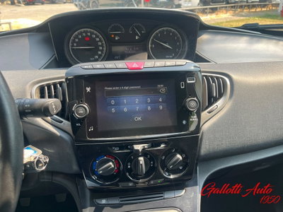 Lancia Ypsilon 1.0 FireFly 5 porte S&S Hybrid Ecochic Gold (17)