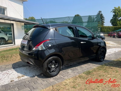 Lancia Ypsilon 1.0 FireFly 5 porte S&S Hybrid Ecochic Gold (7)