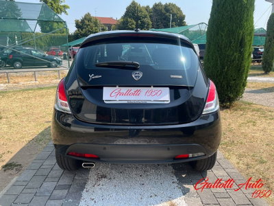Lancia Ypsilon 1.0 FireFly 5 porte S&S Hybrid Ecochic Gold (8)