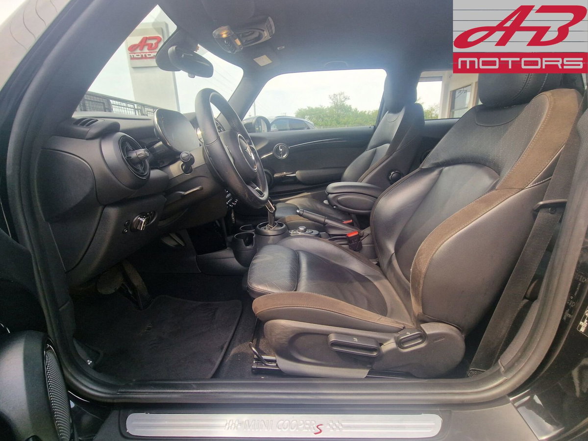 MINI Mini 2.0 Cooper S Yours (10)