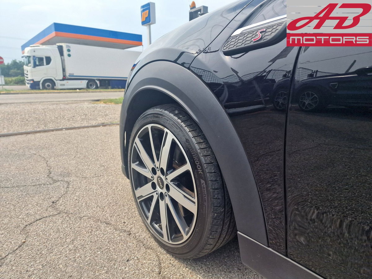 MINI Mini 2.0 Cooper S Yours (9)