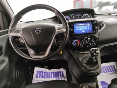 Lancia Ypsilon 1.0 FireFly 5 porte S&S Hybrid Ecochic Gold (11)