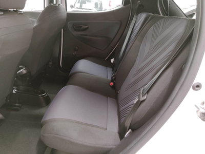 Lancia Ypsilon 1.0 FireFly 5 porte S&S Hybrid Ecochic Gold (13)