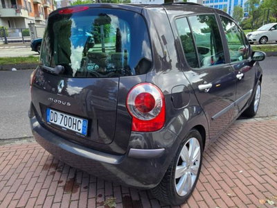 Renault Modus 1.6 16V Initiale (7)