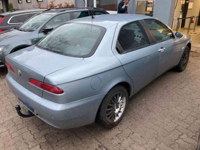 Alfa Romeo 156 2.0 JTS 16V Distinctive (2)