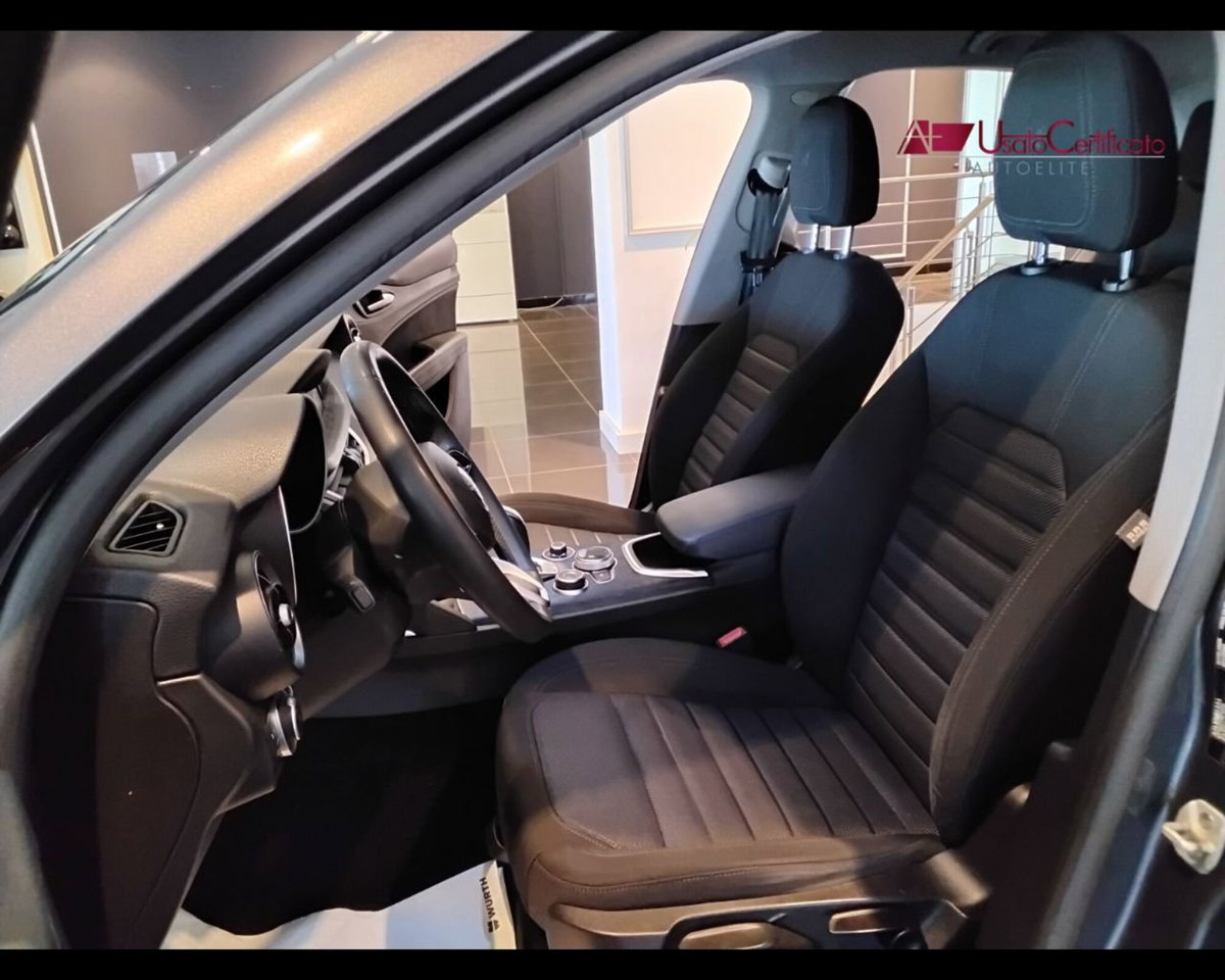 Alfa Romeo Stelvio Stelvio 2.2 Turbodiesel 160 CV AT8 RWD Super Business (17)