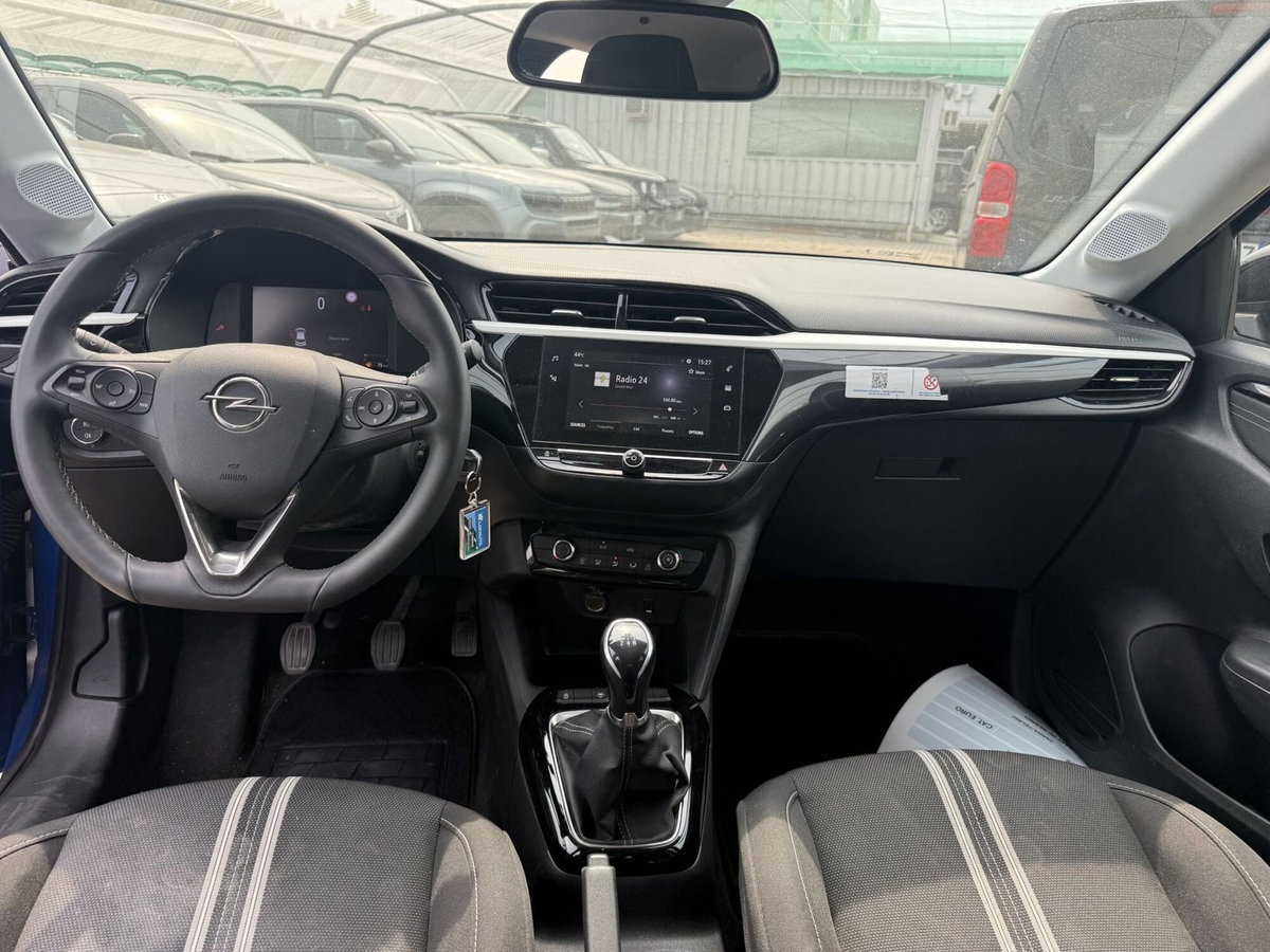 Opel Corsa 1.2 Design & Tech (8)
