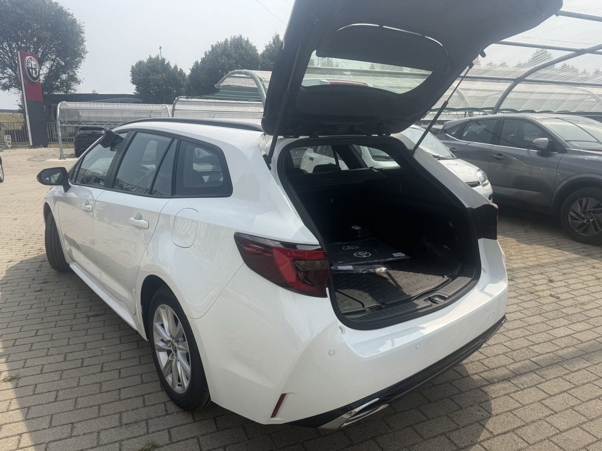 Toyota Corolla Touring Sports Active 1.8 Hybrid  Tech (10)
