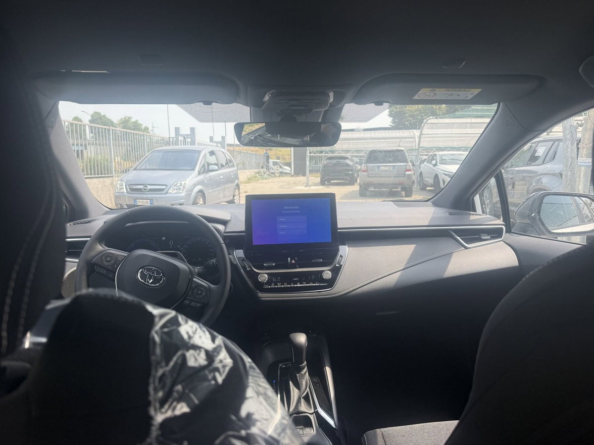 Toyota Corolla Touring Sports Active 1.8 Hybrid  Tech (11)