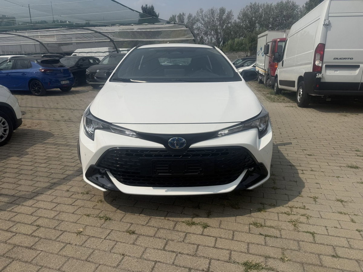 Toyota Corolla Touring Sports Active 1.8 Hybrid  Tech (2)