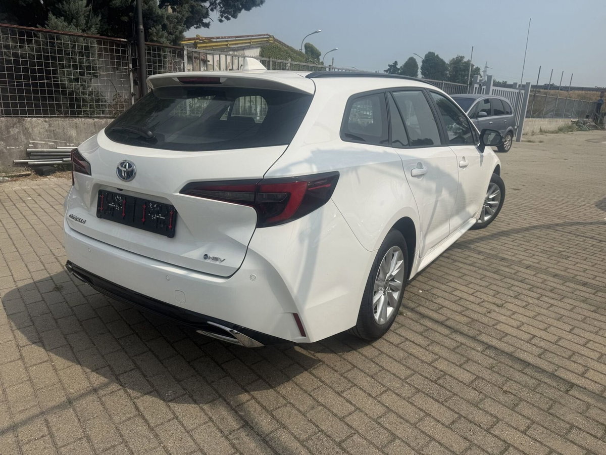 Toyota Corolla Touring Sports Active 1.8 Hybrid  Tech (5)