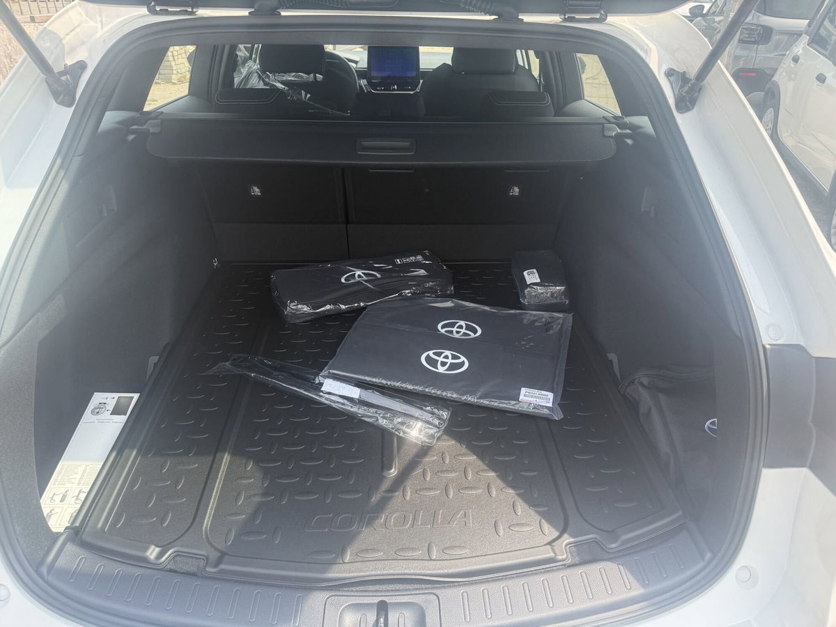 Toyota Corolla Touring Sports Active 1.8 Hybrid  Tech (9)