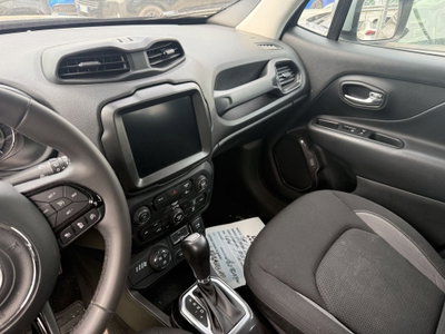 Jeep Renegade 1.3 T4 190CV PHEV 4xe AT6 Limited (11)