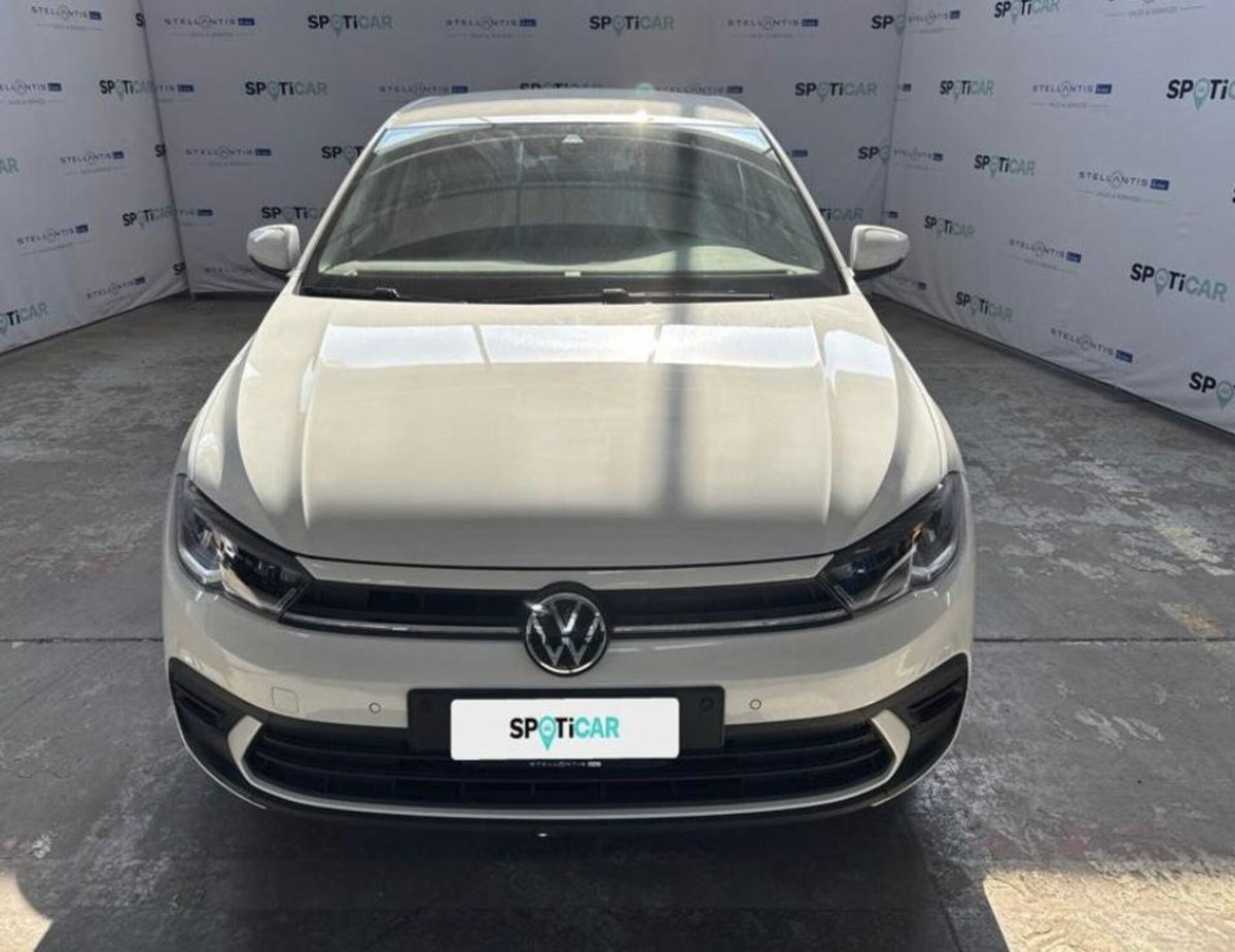 Volkswagen Polo 1.0 tsi Life 95cv (2)