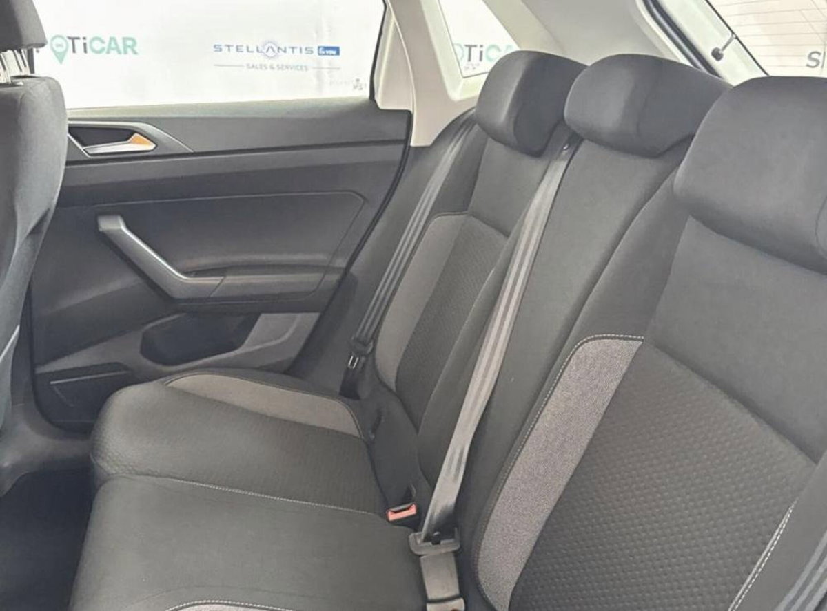 Volkswagen Polo 1.0 tsi Life 95cv (8)