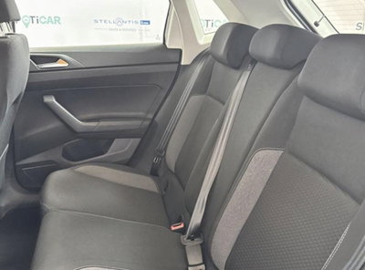 Volkswagen Polo 1.0 tsi Life 95cv (8)