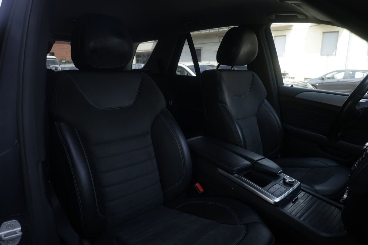 Mercedes-Benz Classe ML 350 BlueTEC 4Matic Premium (6)