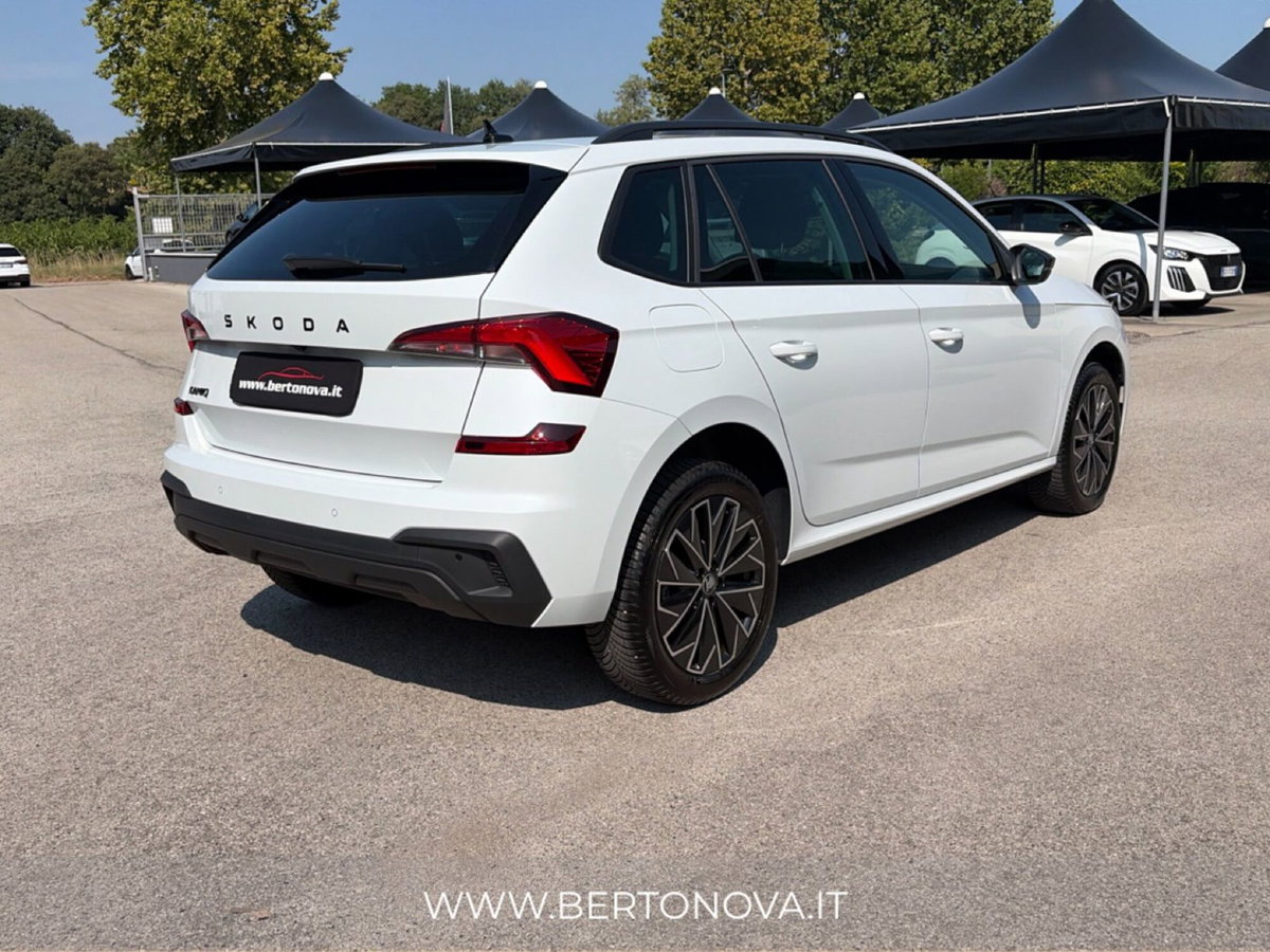 Skoda Kamiq 1.0 tsi Black Dots 95cv (2)