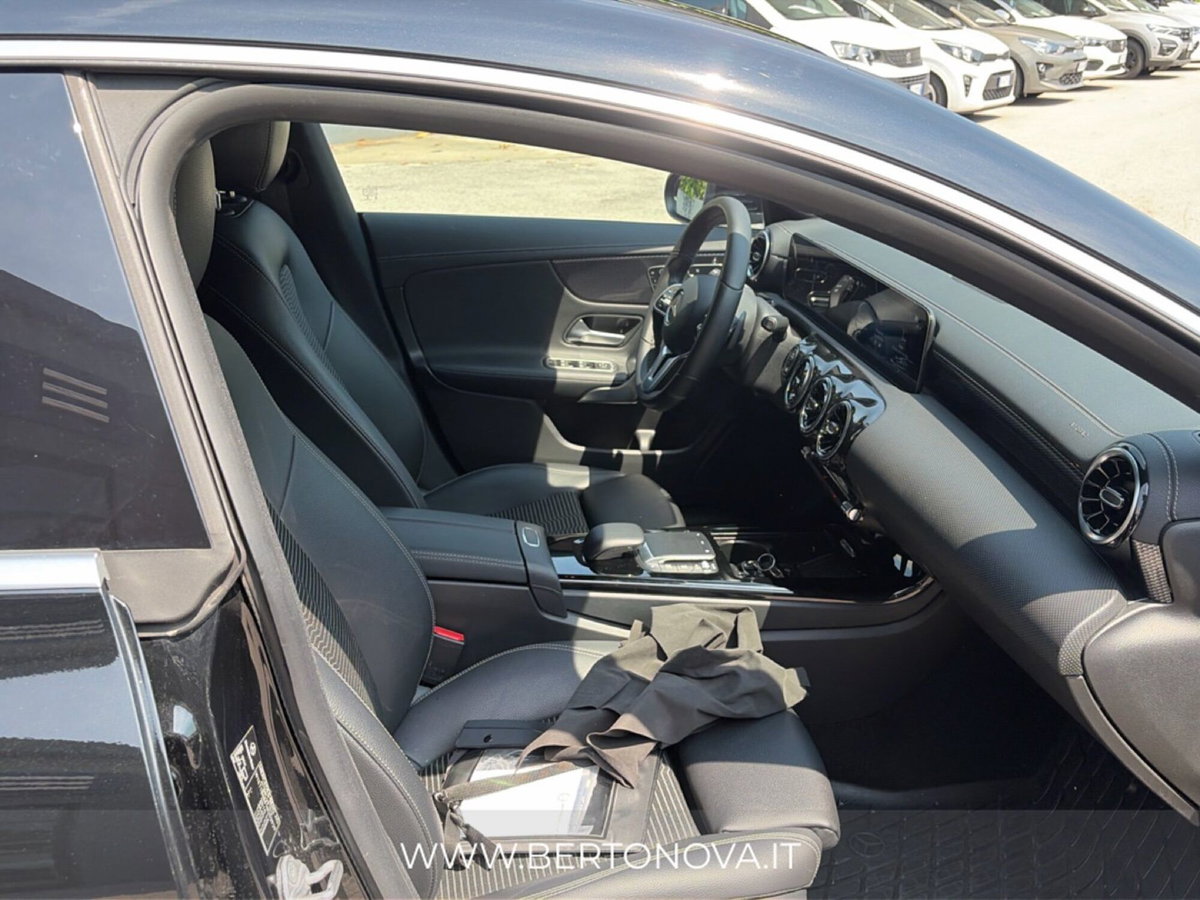 Mercedes-Benz CLA Shooting Brake 180 Automatic Shooting Brake Sport (10)