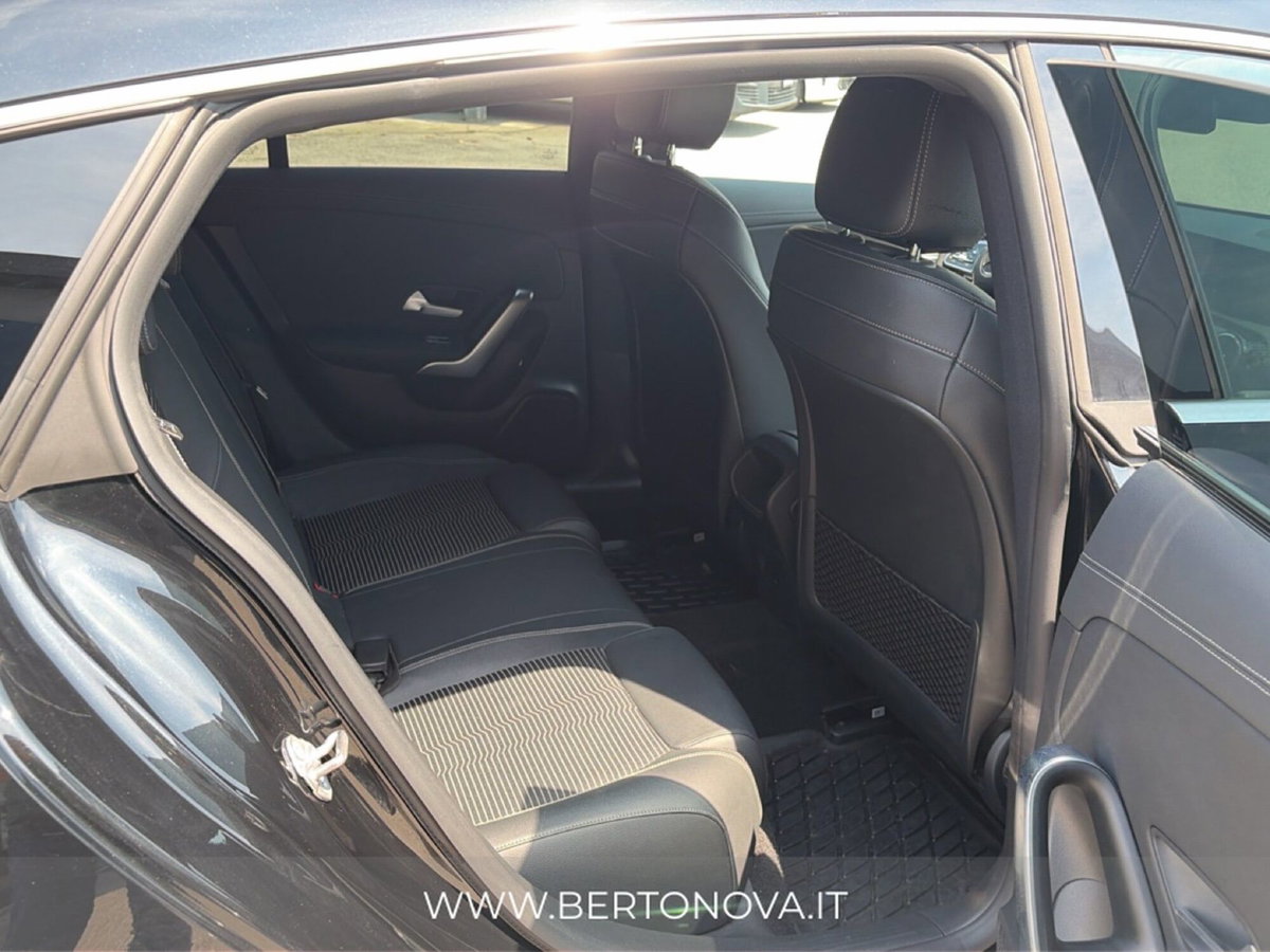 Mercedes-Benz CLA Shooting Brake 180 Automatic Shooting Brake Sport (9)
