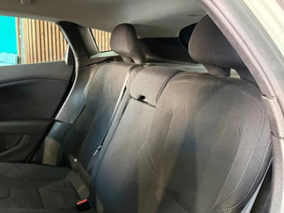Volvo V40 D2 1.6 Business Edition (13)