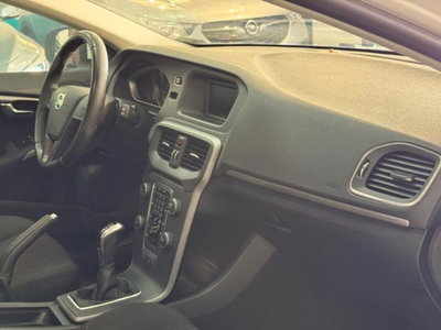 Volvo V40 D2 1.6 Business Edition (15)