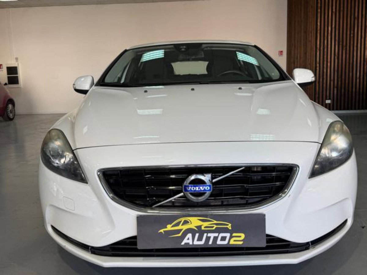 Volvo V40 D2 1.6 Business Edition (3)