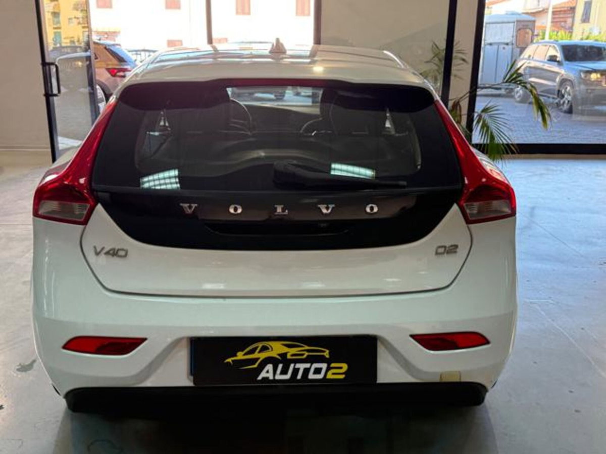 Volvo V40 D2 1.6 Business Edition (9)