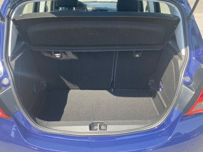 Opel Corsa 1.4 90CV 5 porte Cosmo (14)
