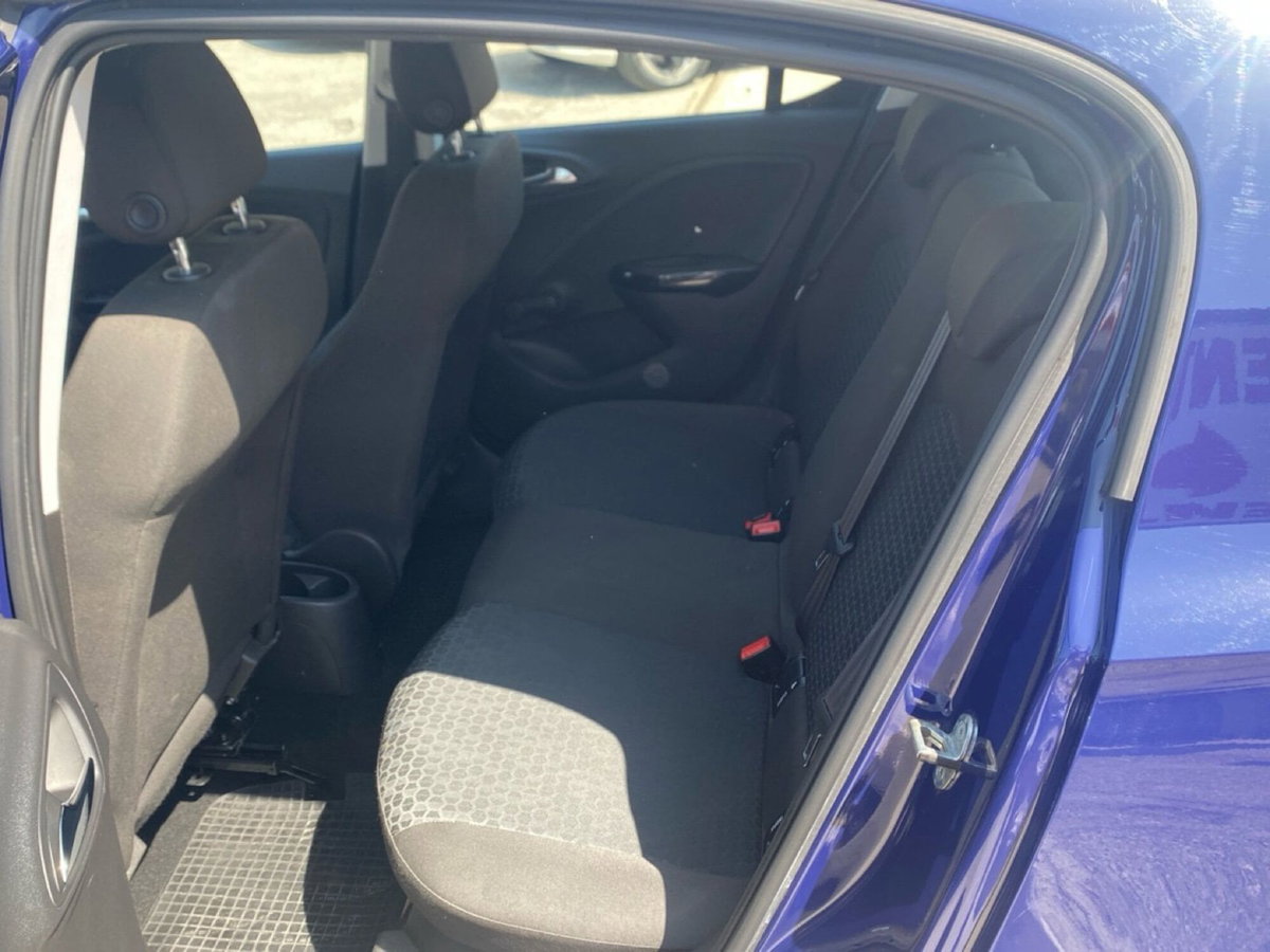 Opel Corsa 1.4 90CV 5 porte Cosmo (19)