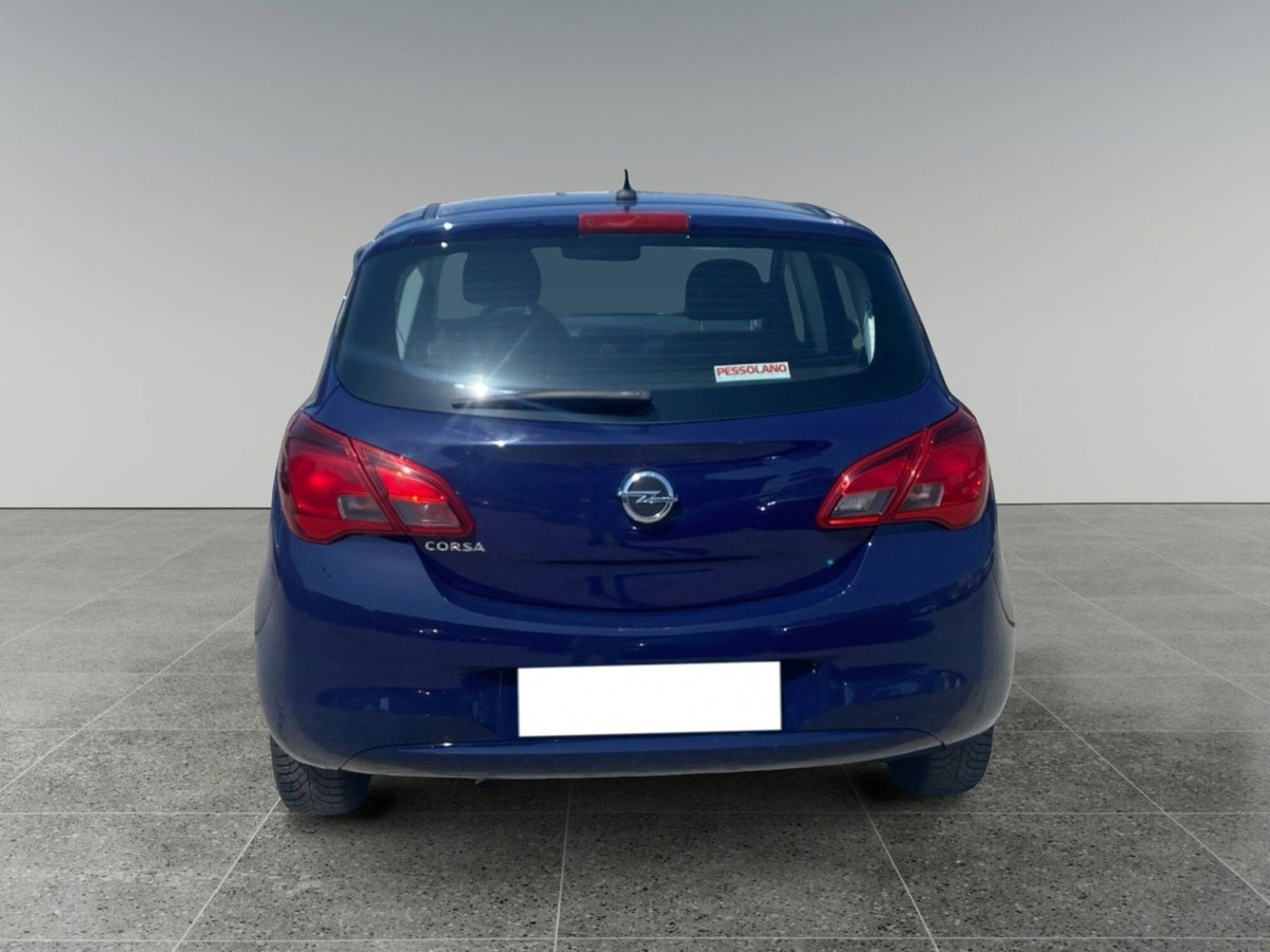 Opel Corsa 1.4 90CV 5 porte Cosmo (4)