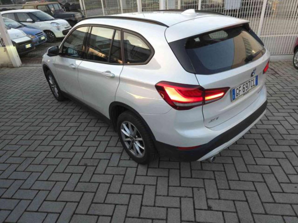 BMW X1 sDrive16d Advantage (8)