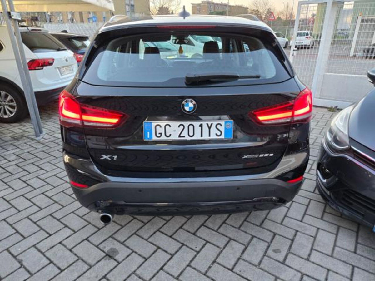 BMW X1 xDrive25e Advantage (7)