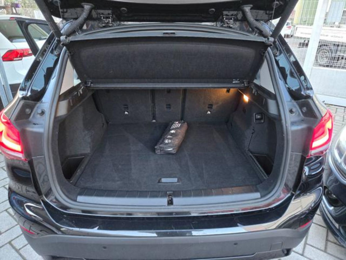 BMW X1 xDrive25e Advantage (8)