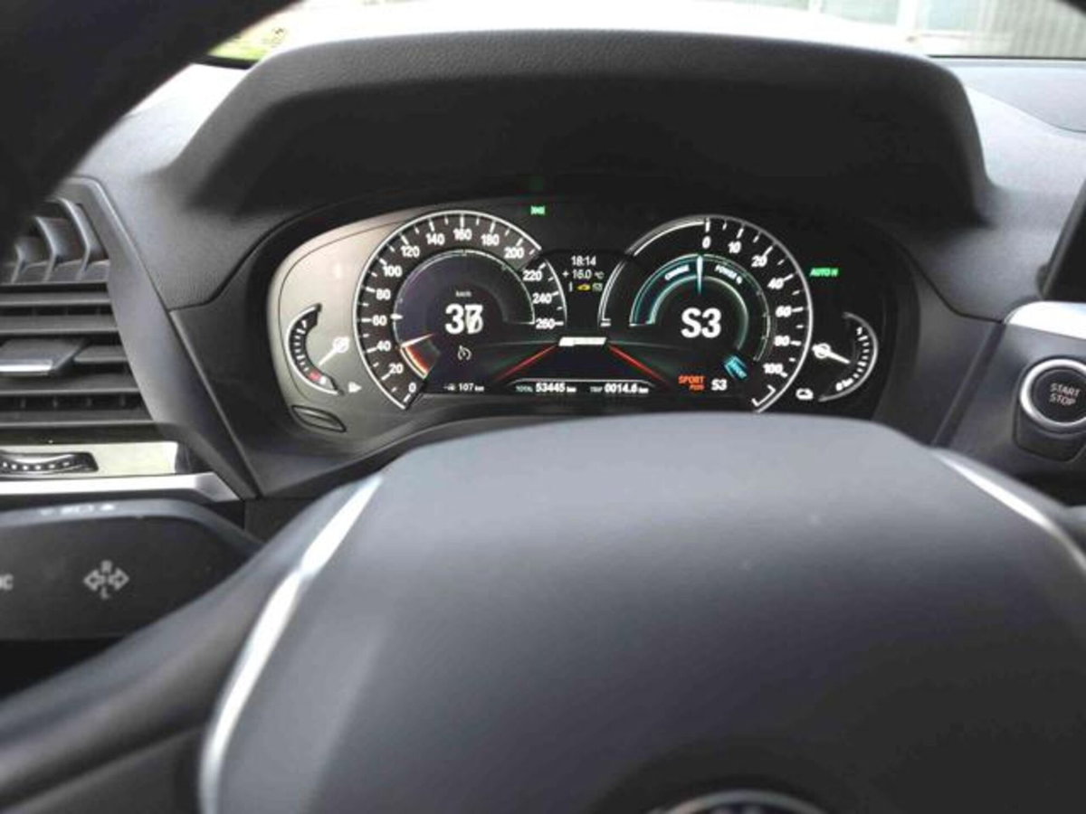 BMW X3 xDrive30e Business Advantage (17)
