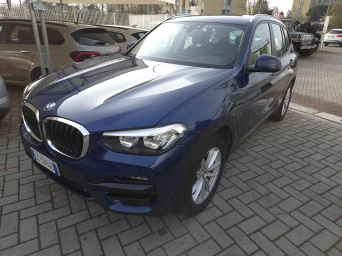 BMW X3 xDrive30e Business Advantage (3)