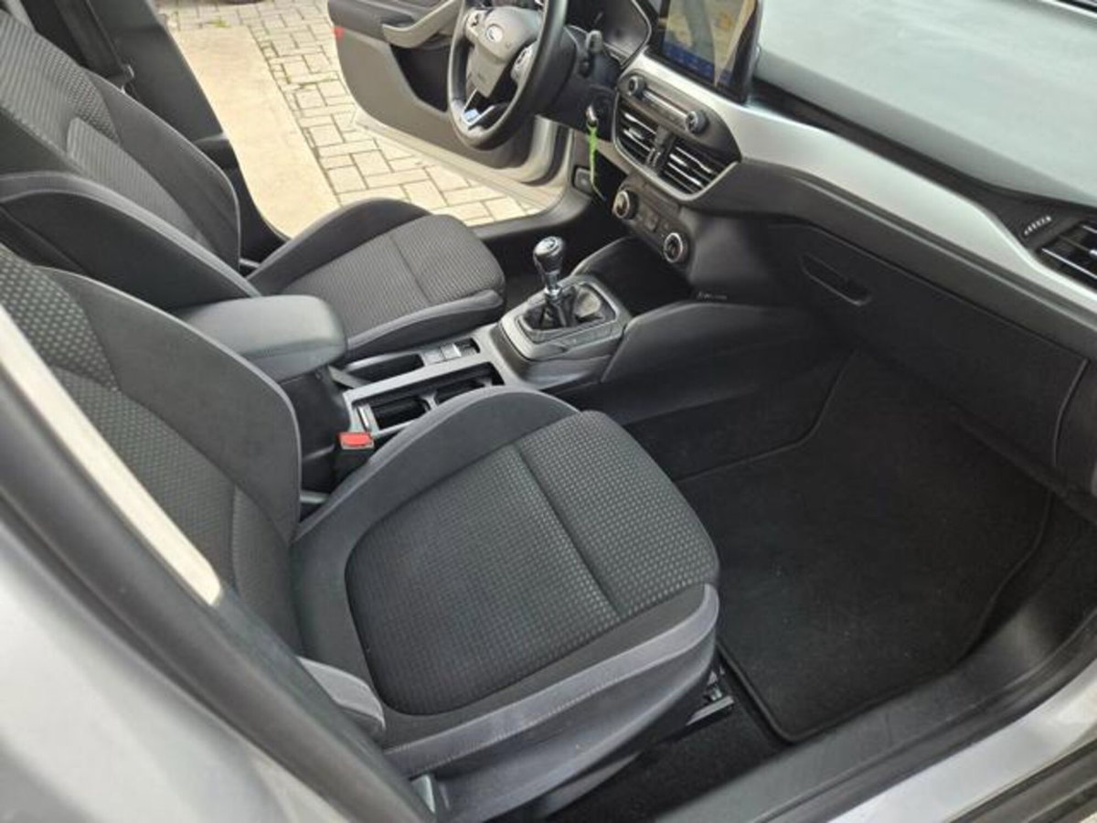 Ford Focus 1.0 EcoBoost Hybrid 125 CV Powershift 5p. Active X (12)