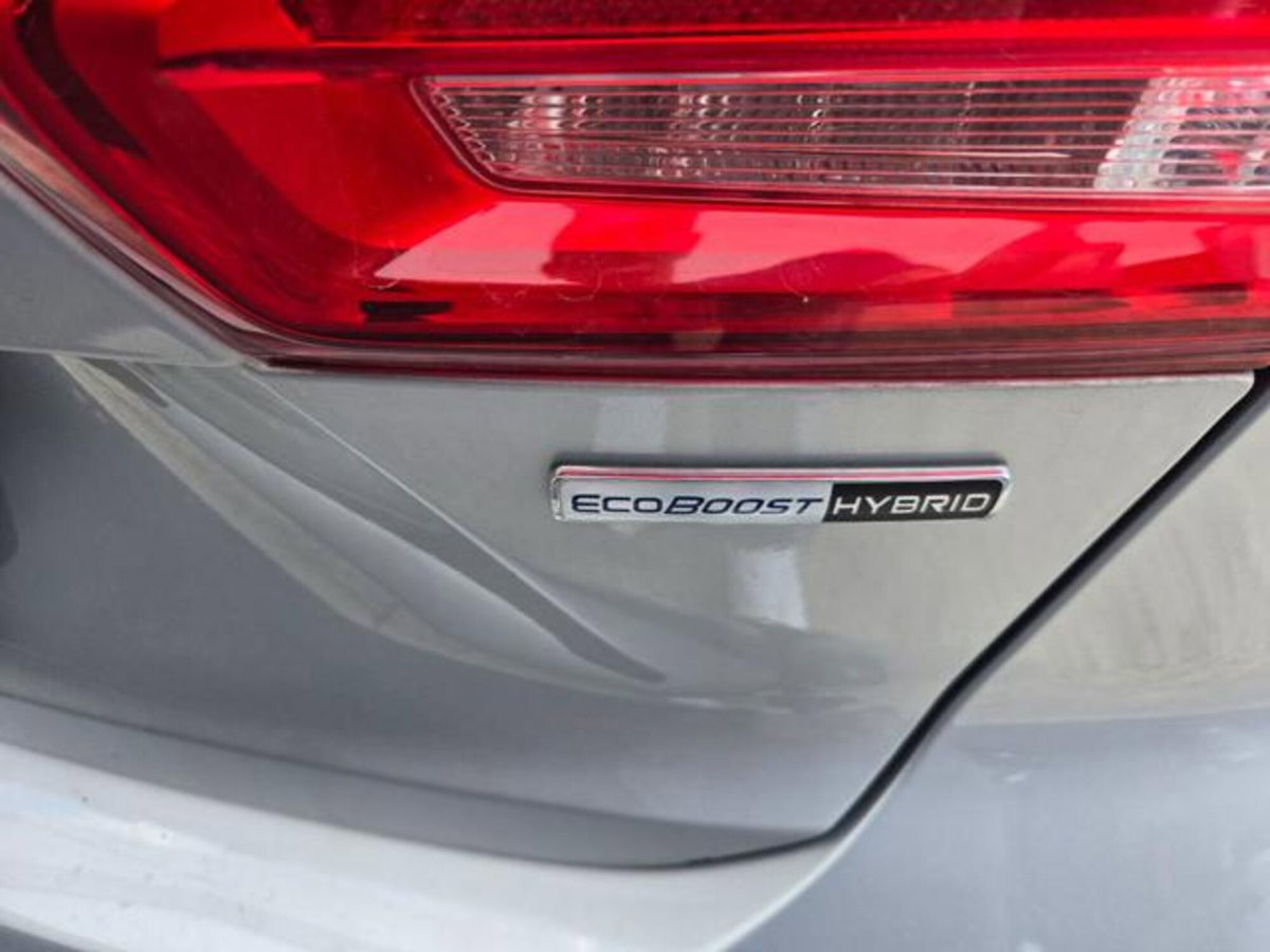 Ford Focus 1.0 EcoBoost Hybrid 125 CV Powershift 5p. Active X (6)