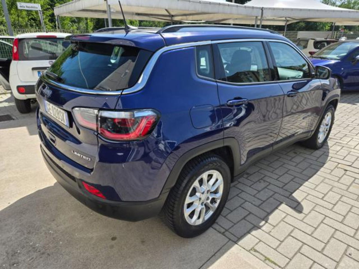 Jeep Compass 1.3 T4 190CV PHEV AT6 4xe Business Plus (13)