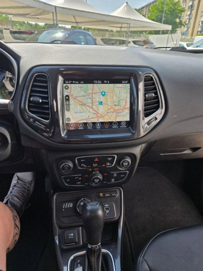 Jeep Compass 1.3 T4 190CV PHEV AT6 4xe Business Plus (18)