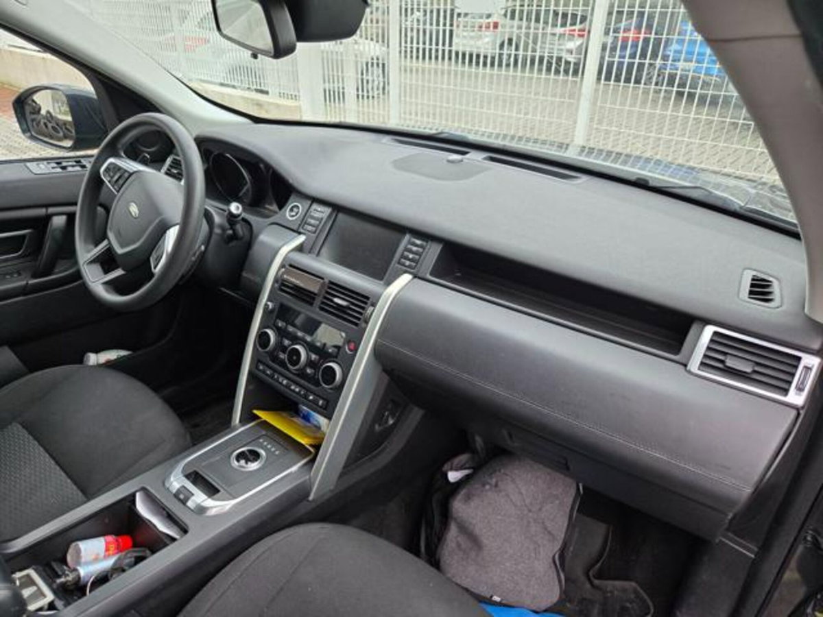 Land Rover Discovery Sport 2.0 TD4 150 CV Pure (7)