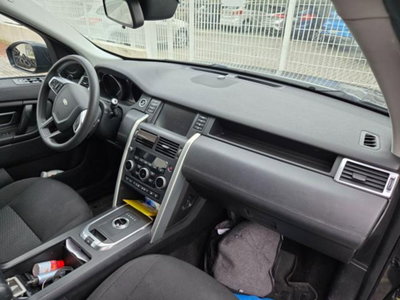 Land Rover Discovery Sport 2.0 TD4 150 CV Pure (7)