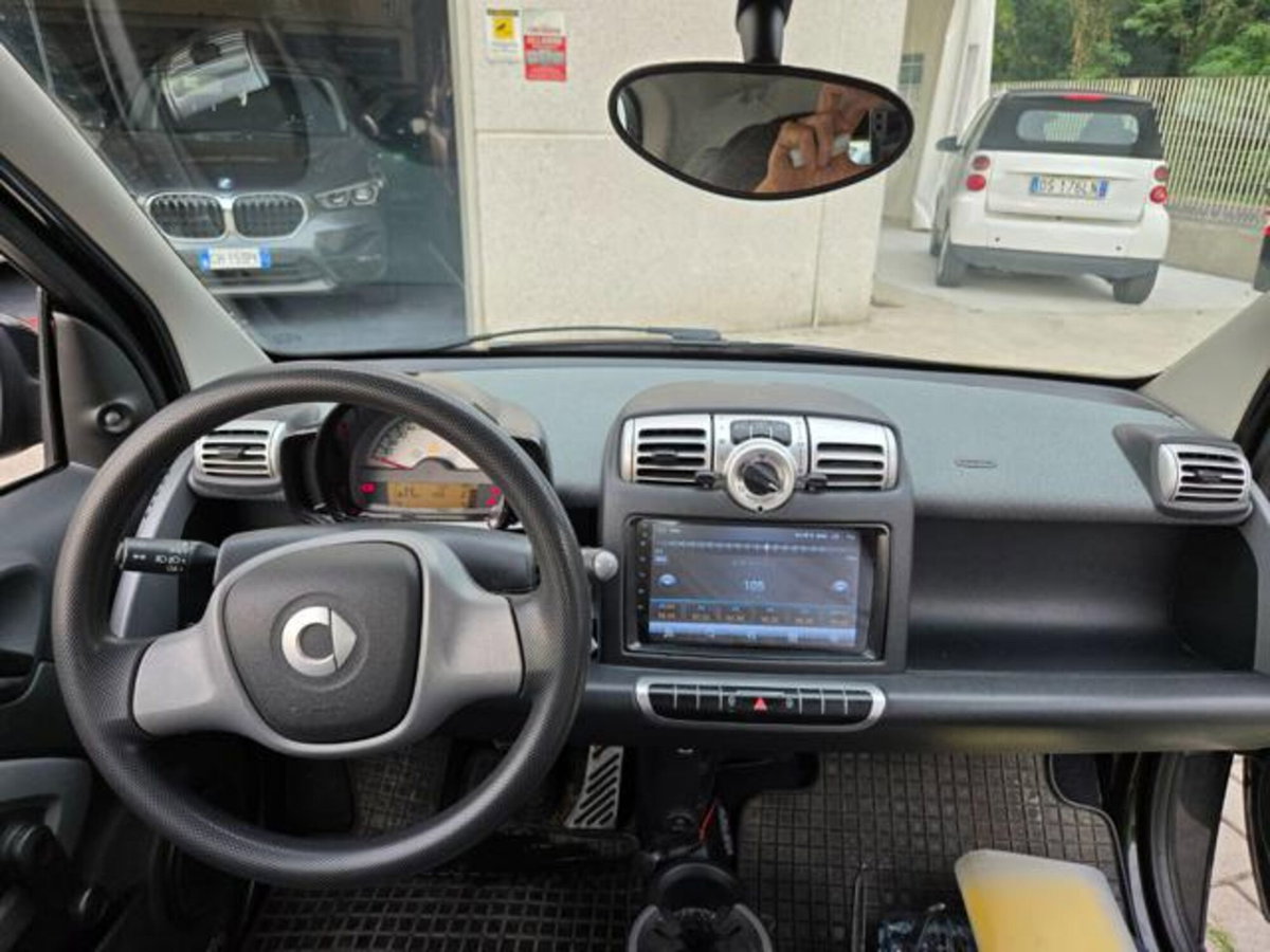 smart Fortwo 1000 45 kW MHD coupé pure (12)