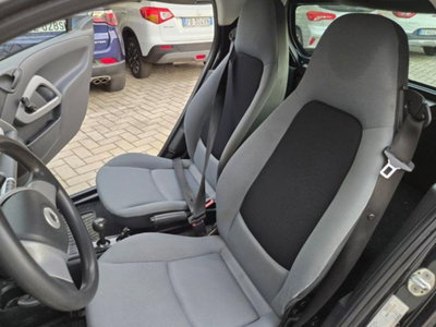 smart Fortwo 1000 45 kW MHD coupé pure (15)