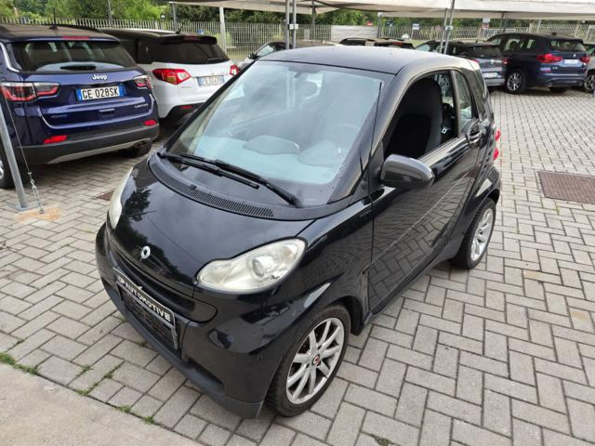 smart Fortwo 1000 45 kW MHD coupé pure (3)
