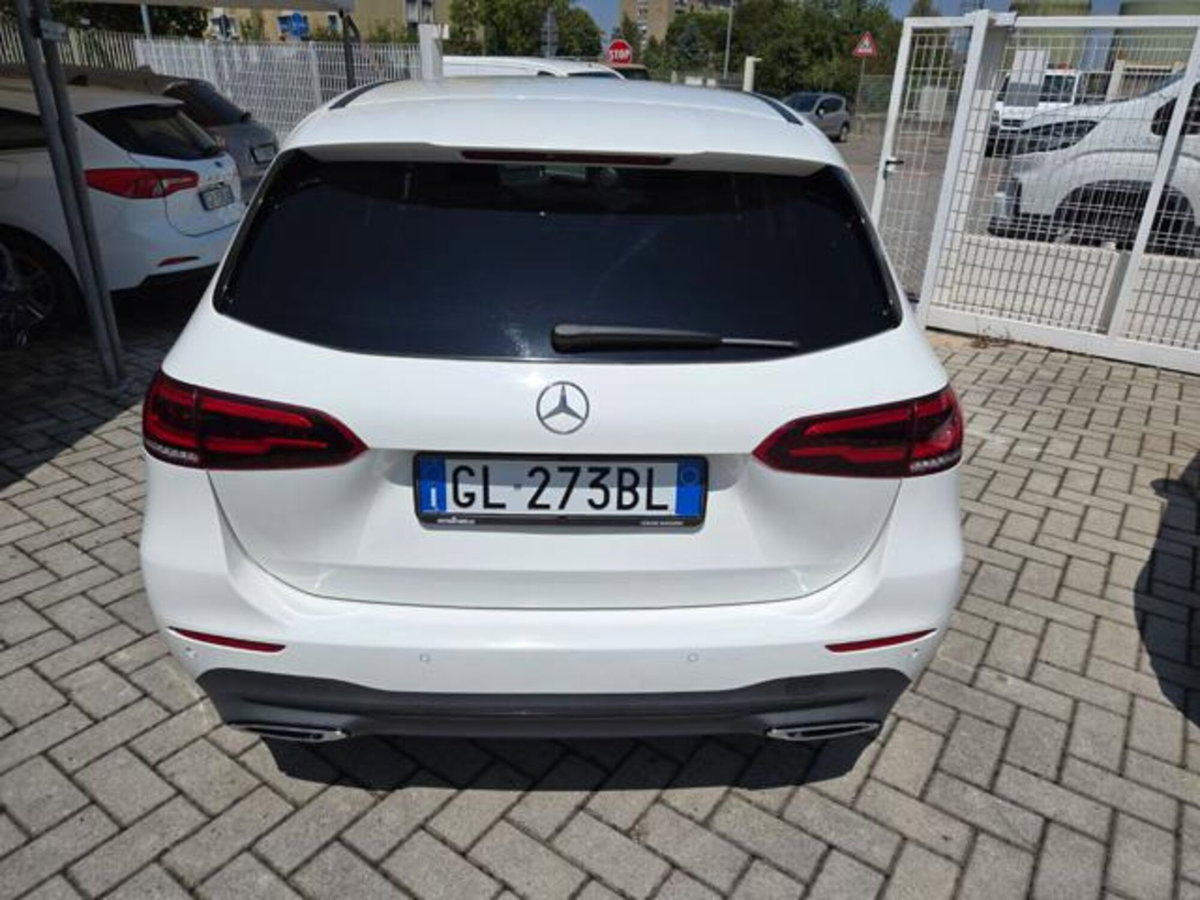 Mercedes-Benz Classe B 200 Automatic 4Matic Sport Plus (11)