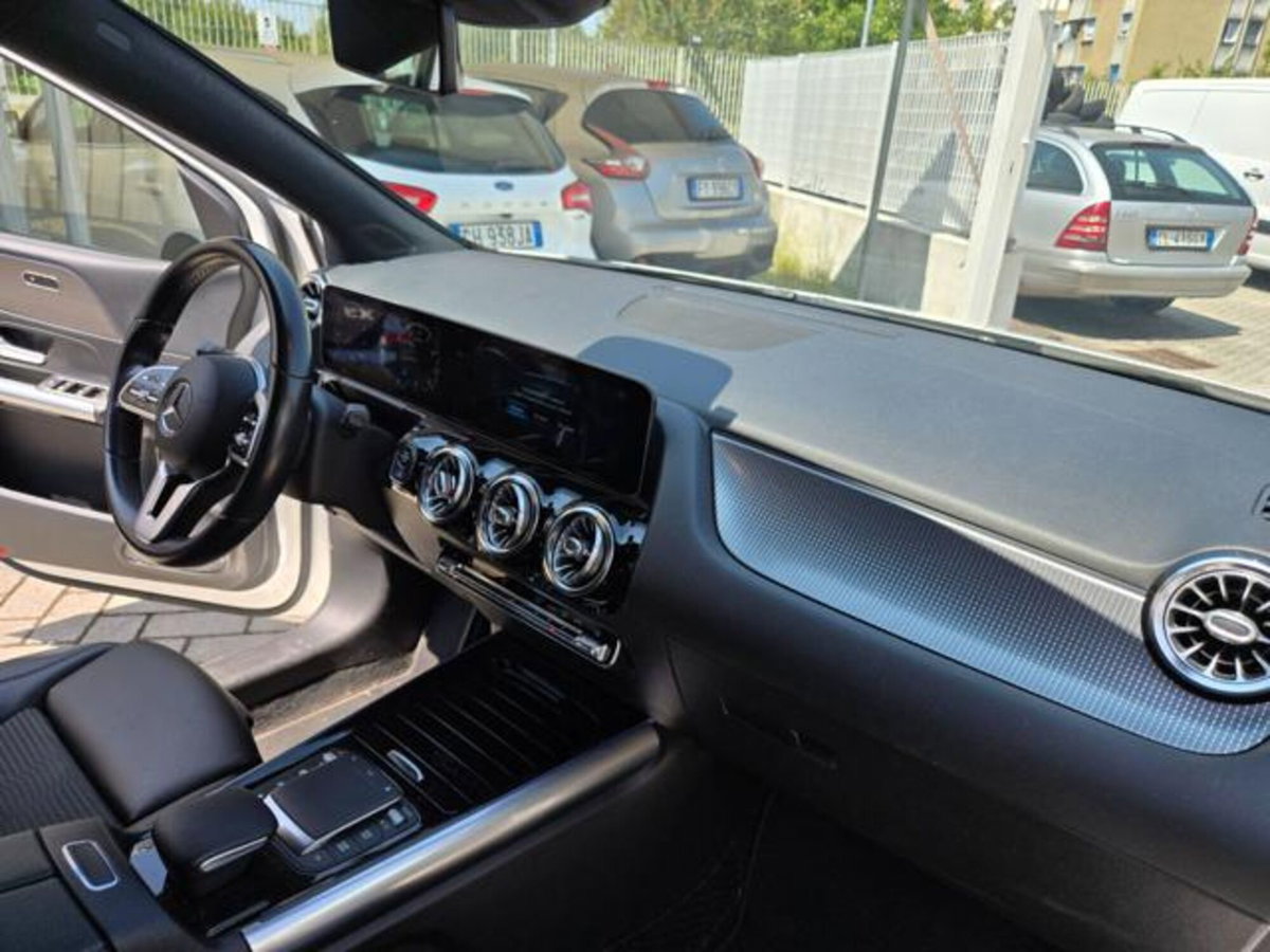 Mercedes-Benz Classe B 200 Automatic 4Matic Sport Plus (18)