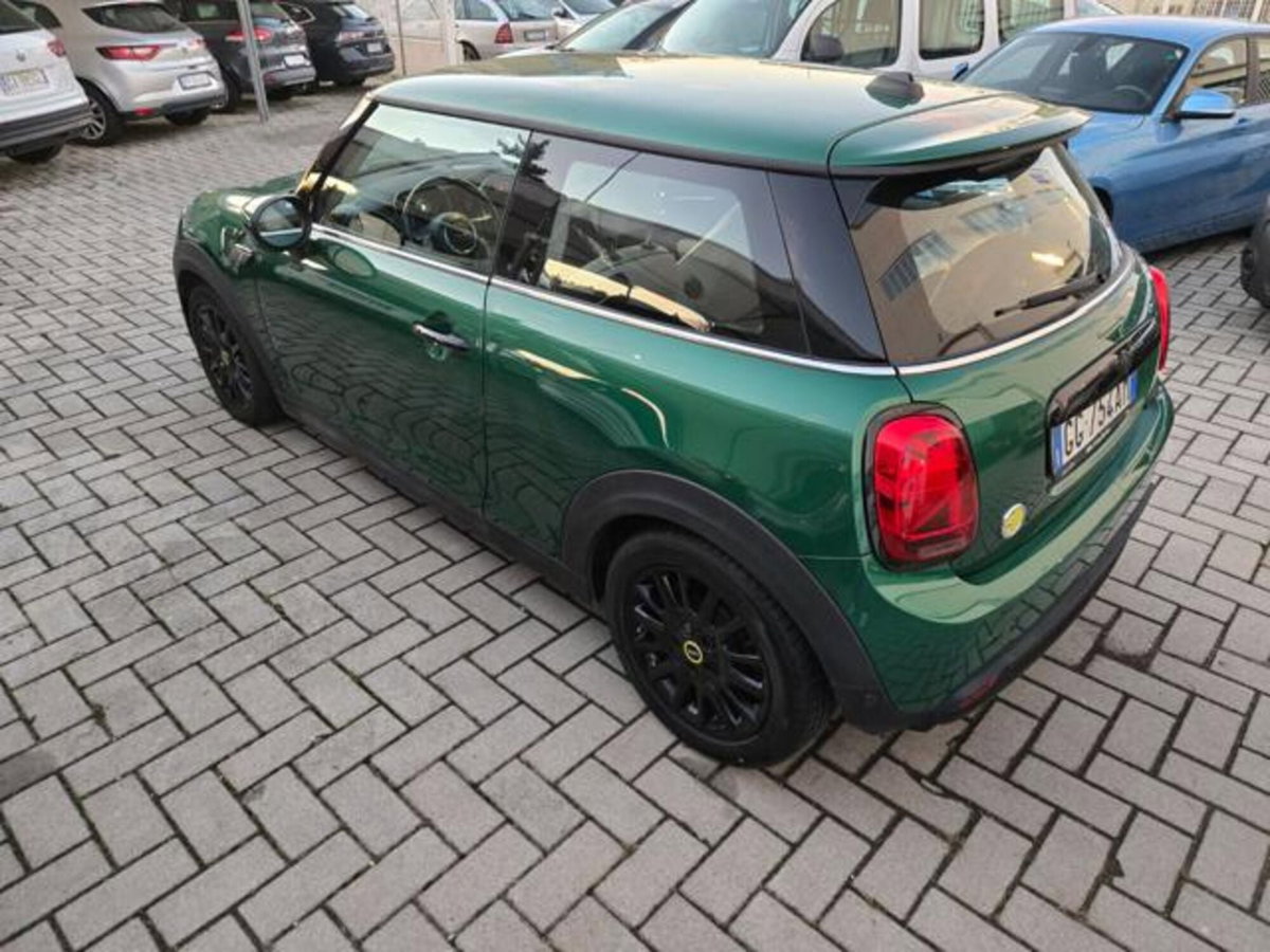 MINI Mini Cooper SE Classic (10)