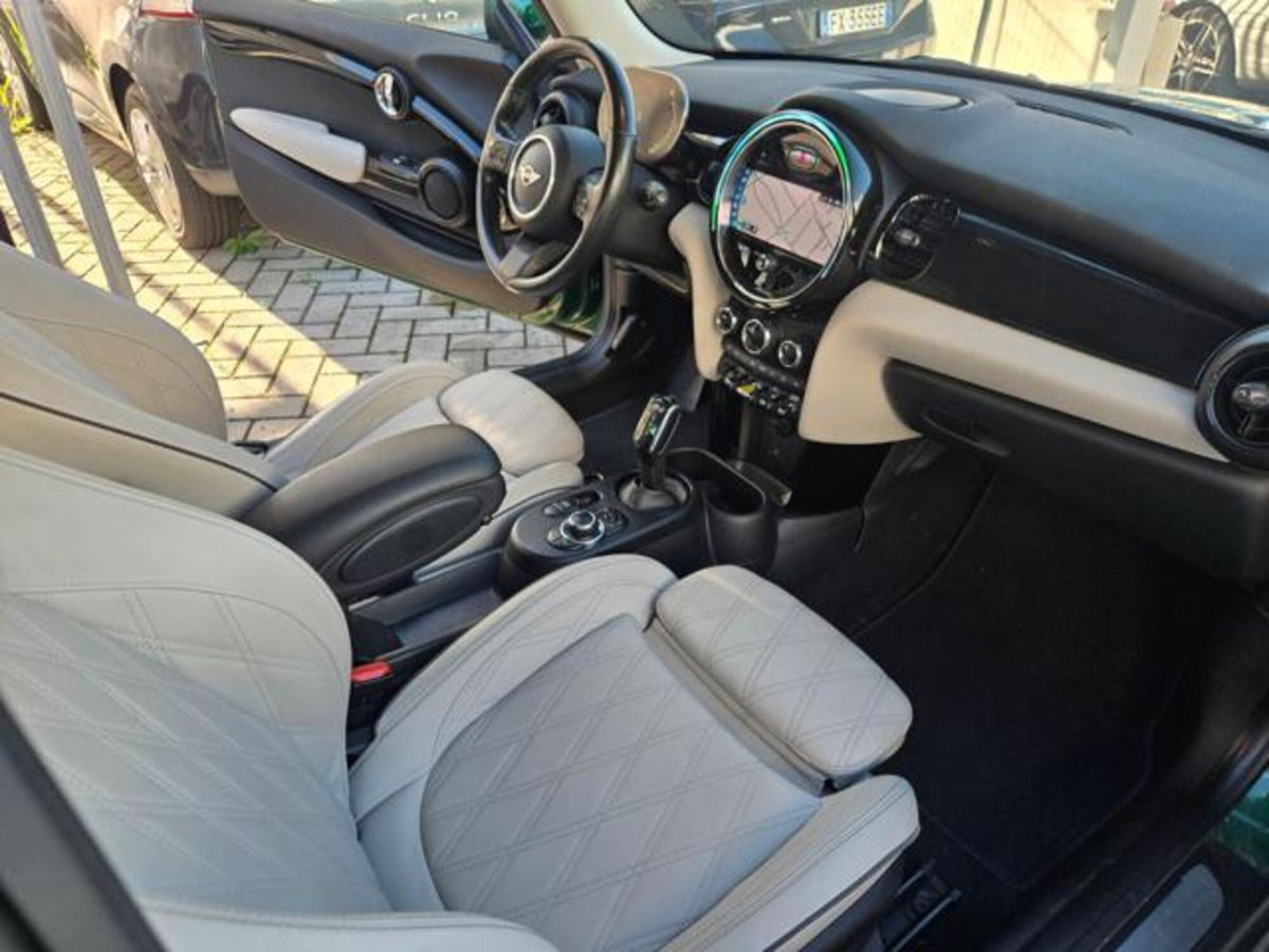 MINI Mini Cooper SE Classic (15)