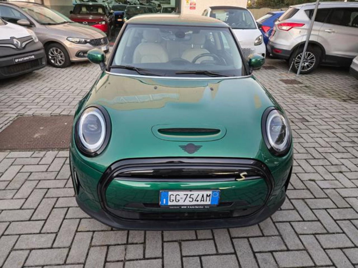 MINI Mini Cooper SE Classic (2)